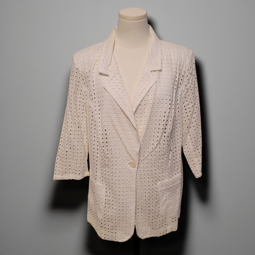 Jessica London White Eyelet Blazer